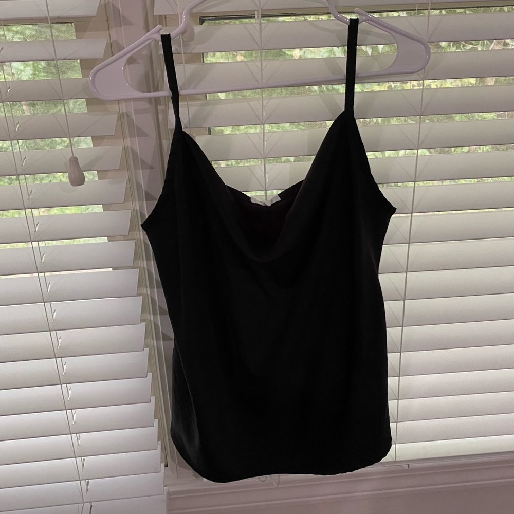 Stylish black, flowy tank top